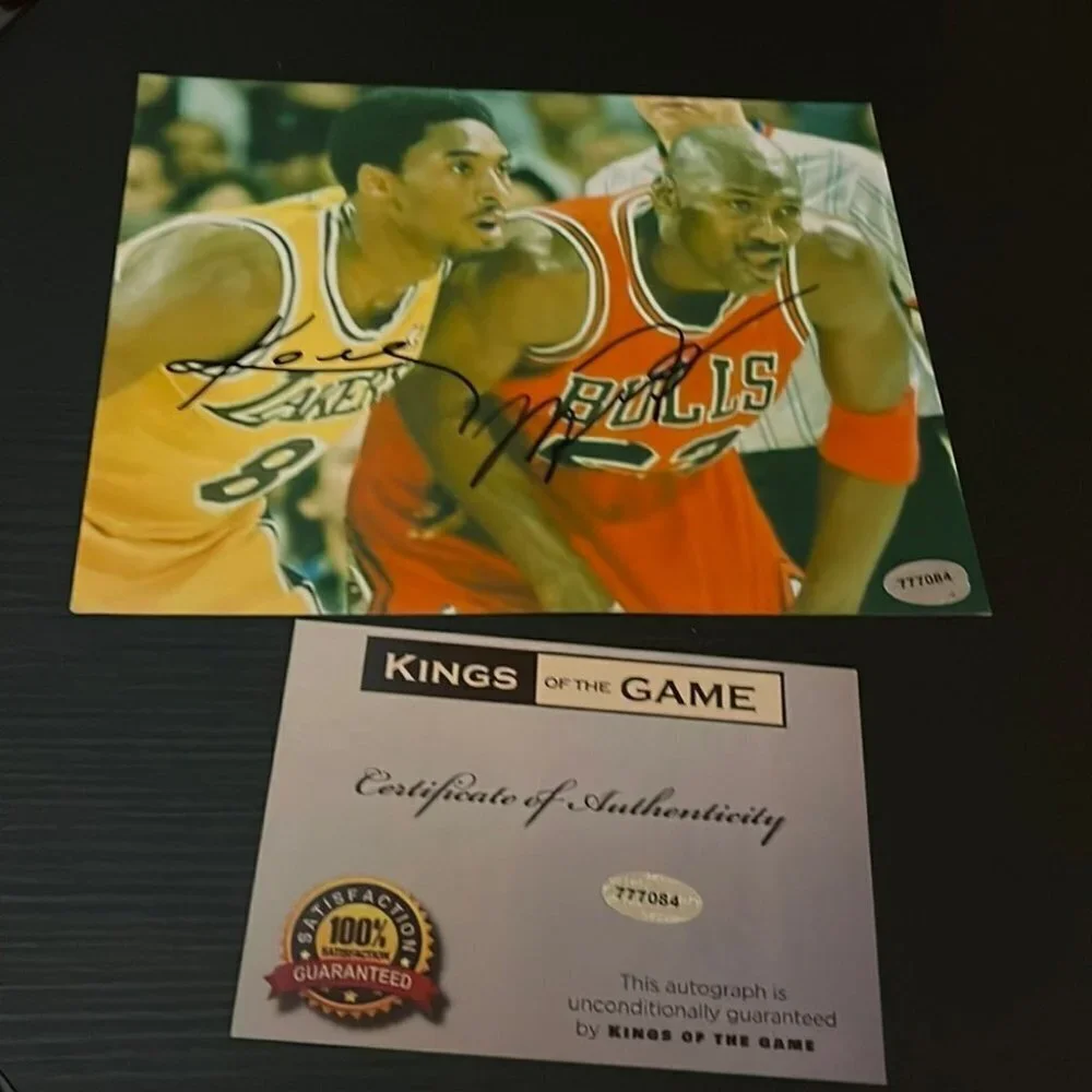 Kobe Bryant michael Jordan signed 8x10 photo - Picture 1 of 1